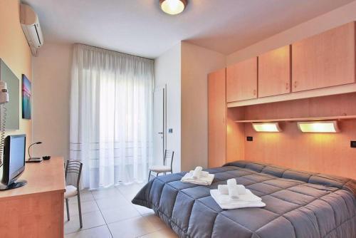 Hotel Carla 利尼亚诺萨比亚多罗 外观 照片